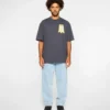 Aisle closed tee