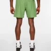 Curve shorts