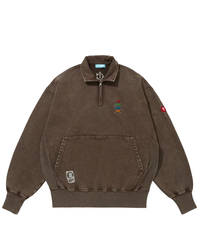 Emboridered logo damaged half zip sweatshirt Emboridered logo damaged half zip sweatshirt